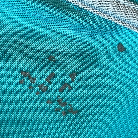 Turquoise OAKLEY Golf Shirt.  Size Large. - Picture 3 of 10